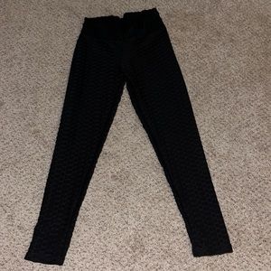 Butt scrunch leggings